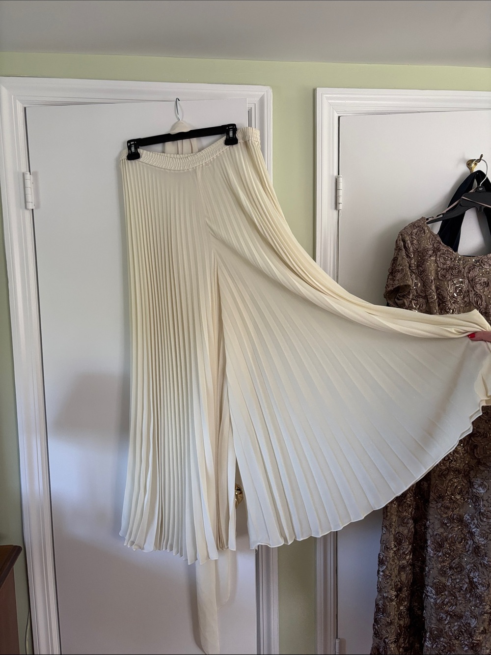 Pleated Wide-Leg Jumpsuit Pants in Ivory